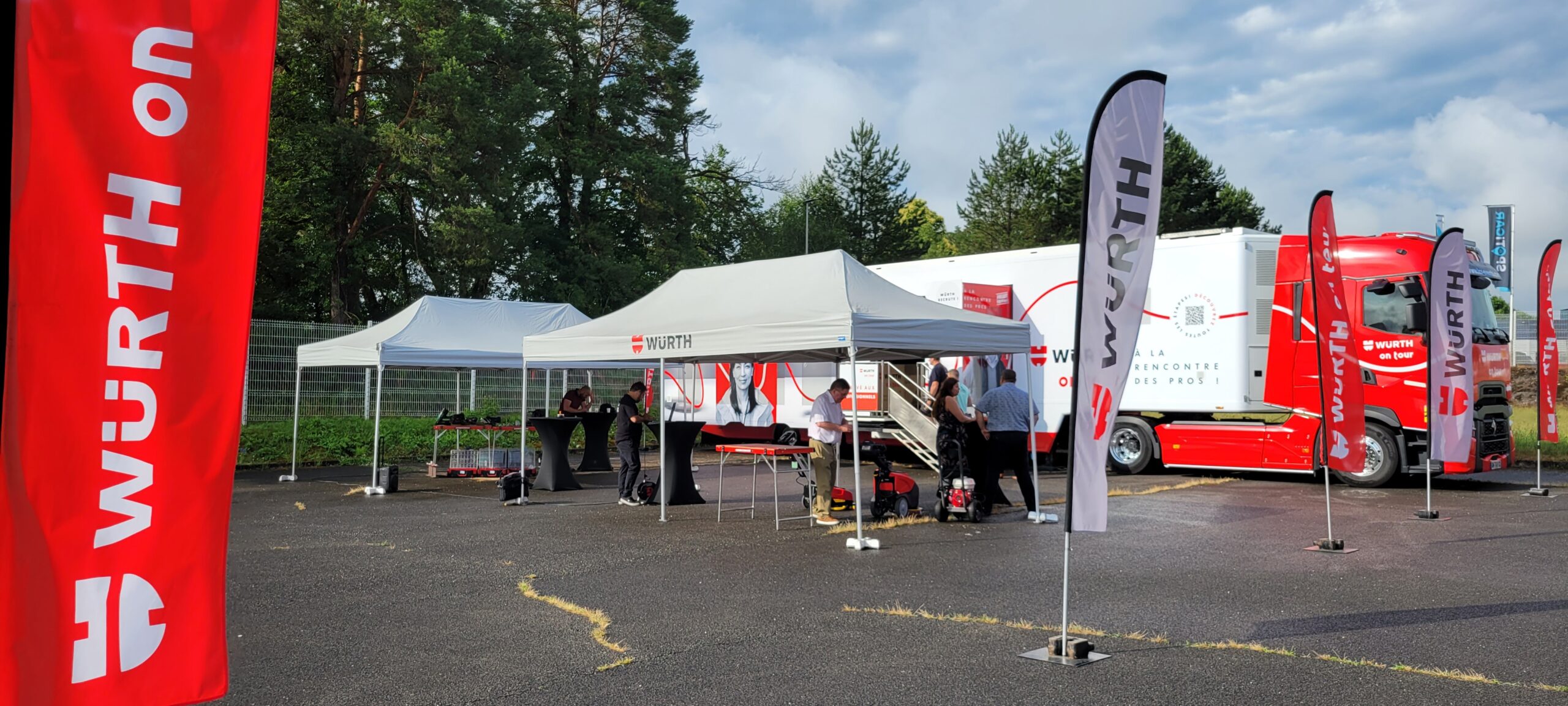 Würth Roadshow — stand mobile sur site industriel