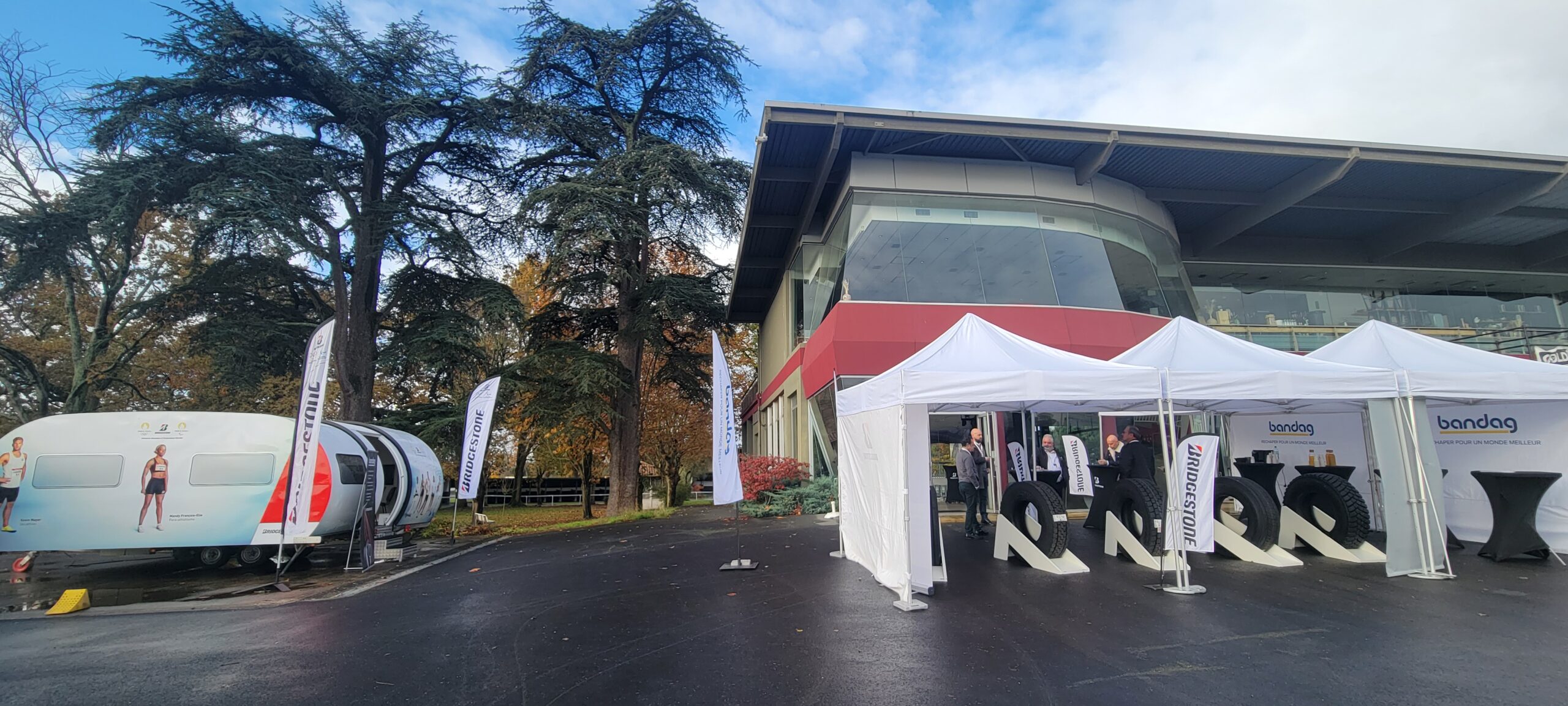 Bridgestone Roadshow — formation pneus poids lourds
