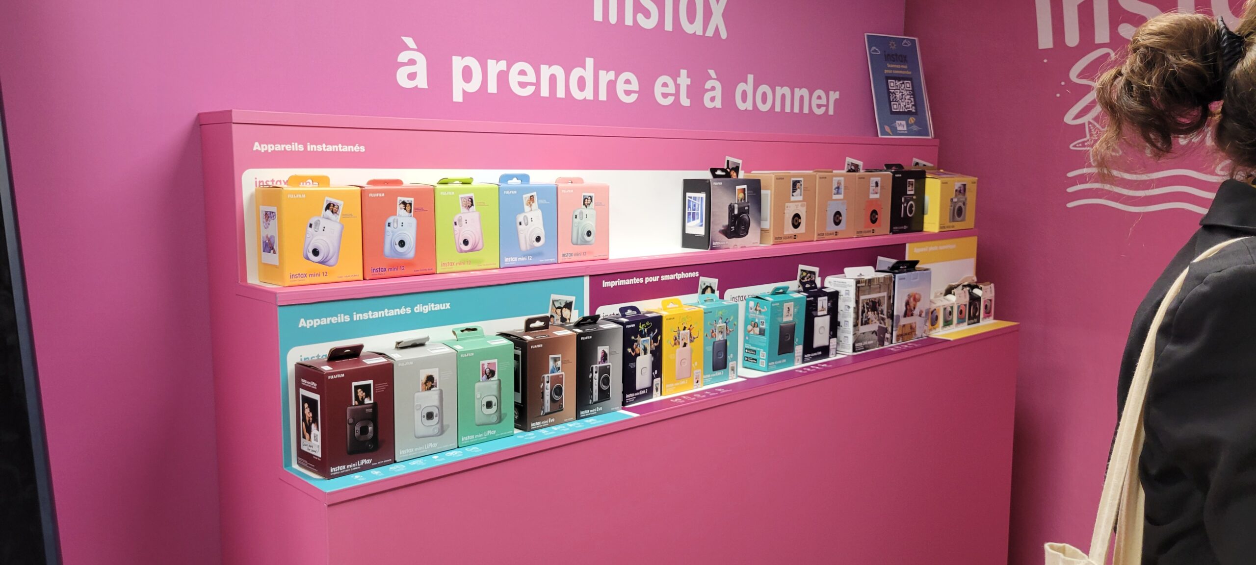 Instax — Espace photo éphémère et démonstrations produits