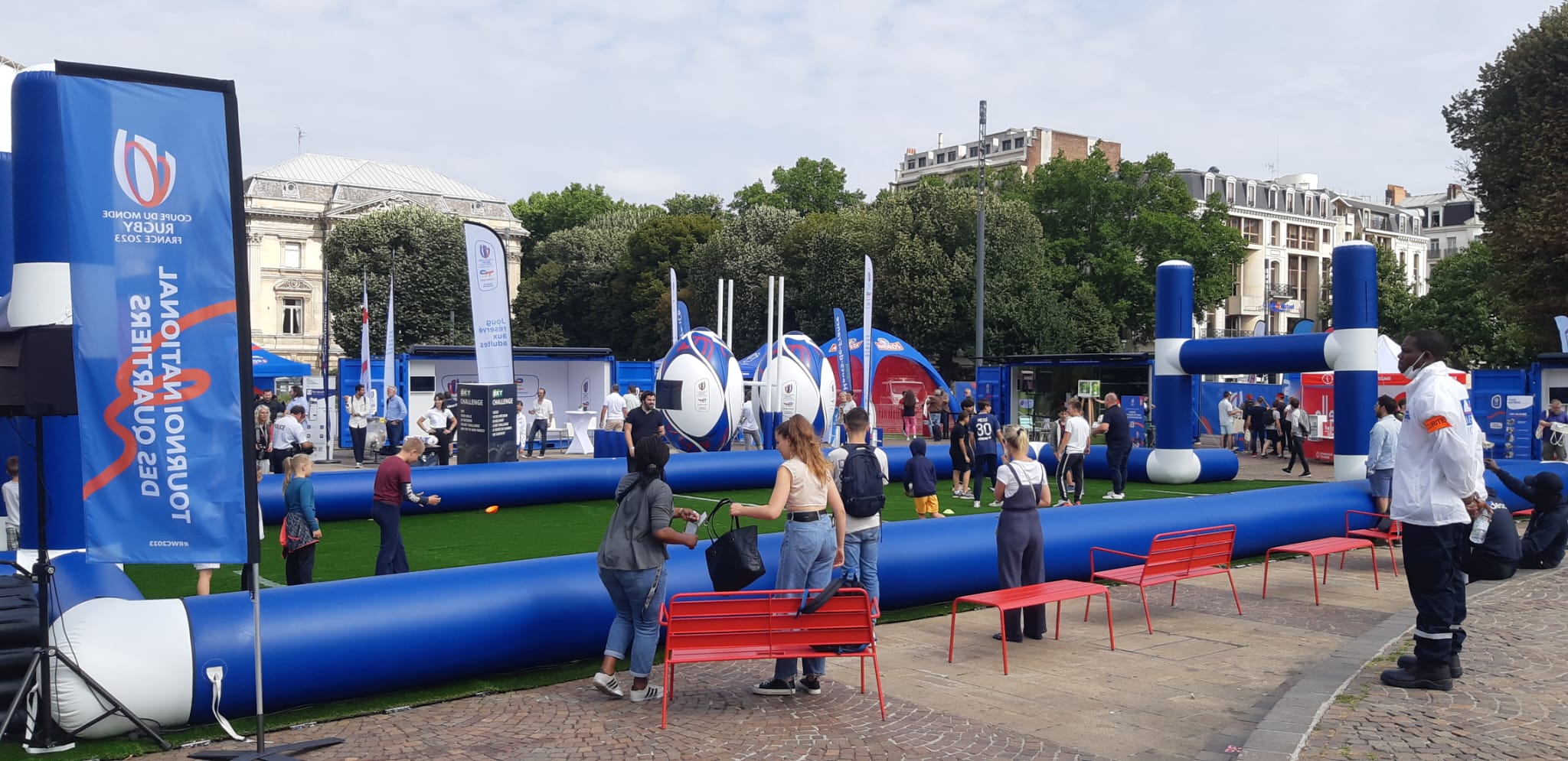 Ambiance village fans France 2023